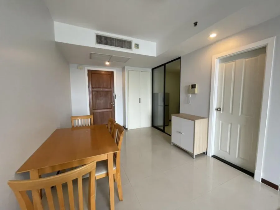 Condo for rent, Supalai Premier Place Asoke, high floor, view of Wattana Wittayalai School. Don't be late, book now!!