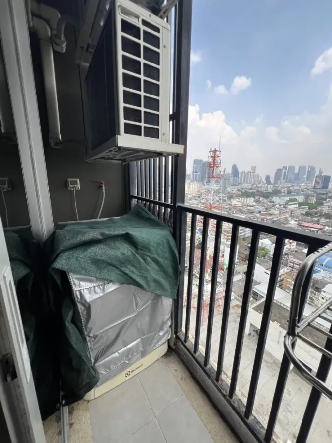 For Rent: Fuse Chan-Sathorn, Spacious, Ready-to-Move-in Unit on a High Floor. Book Now!