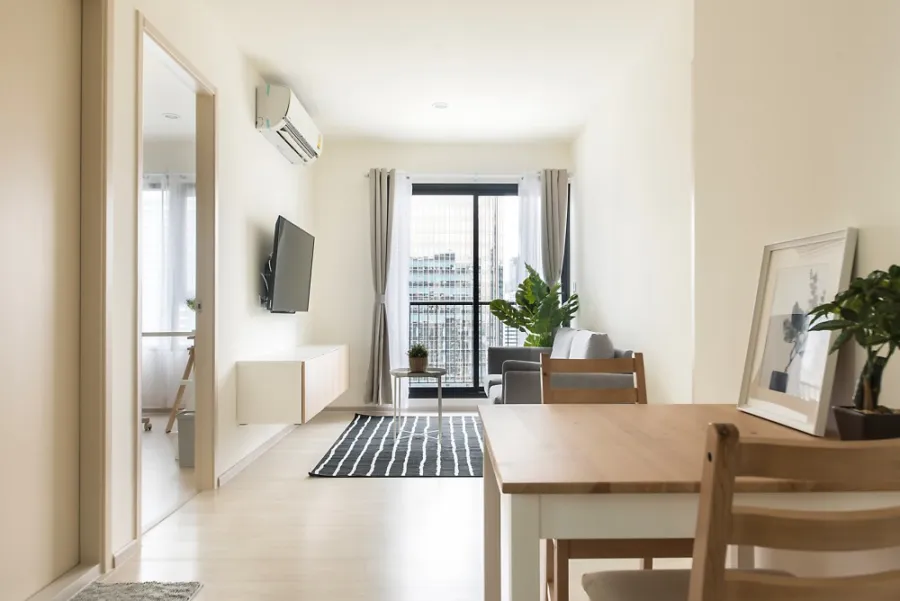 Condo for rent / saleLife Asoke, beautiful room, fully furnished, ready to move in. Don't miss it.