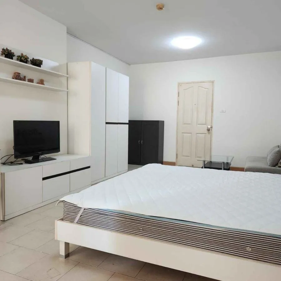 Condo for sale, City Home Rattanathibet, fully furnished room, can carry the bag and move in, very good price, book now.