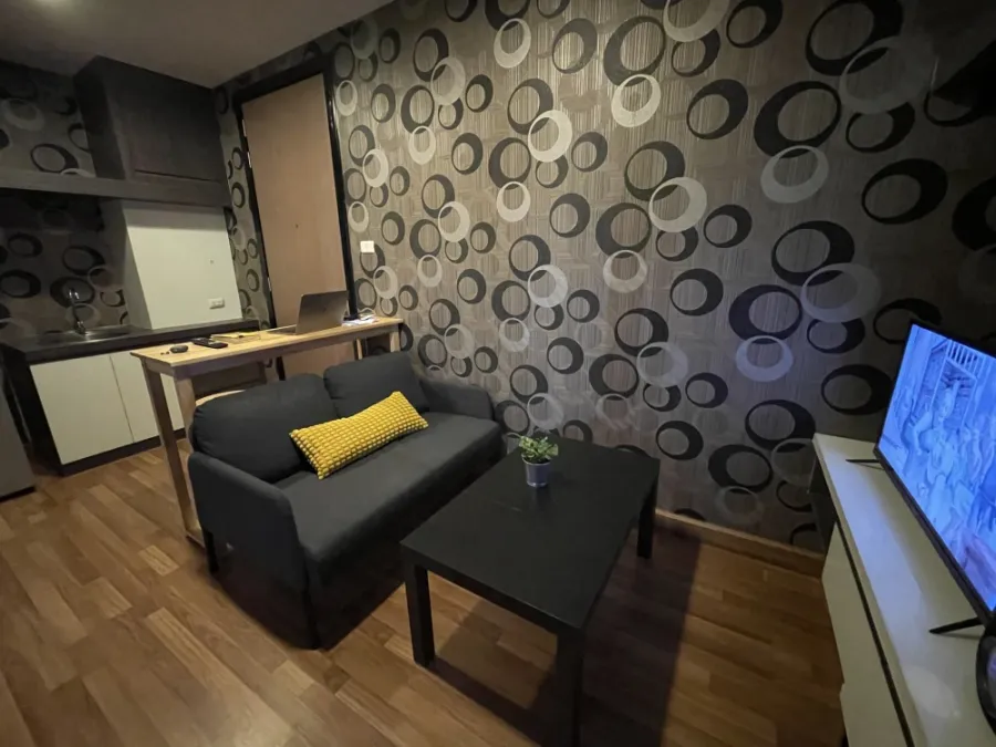 ให้เช่า Living Avenue Bangsaen ห้องแต่งสวยครบครัน ติดวอลเปเปอร์อย่างดี สิ่งอำนวยความสะดวกสุดเลิศ จองเลย