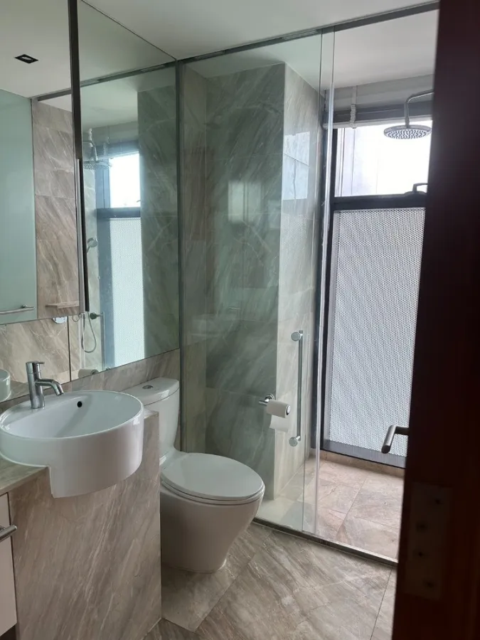 Condo for sale, rent, The Met, very large room, separated into sections, beautifully decorated, ready for you to move in. Hurry and reserve before it