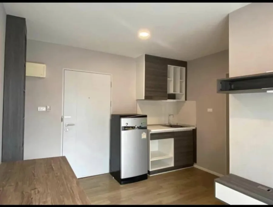 ขาย Rill condo รังสิต 1 ห้องนอน 1 ห้องน้ำ พร้อมเข้าอยู่ทันที เฟอร์นิเจอร์ครบ อย่าพลาดเลย