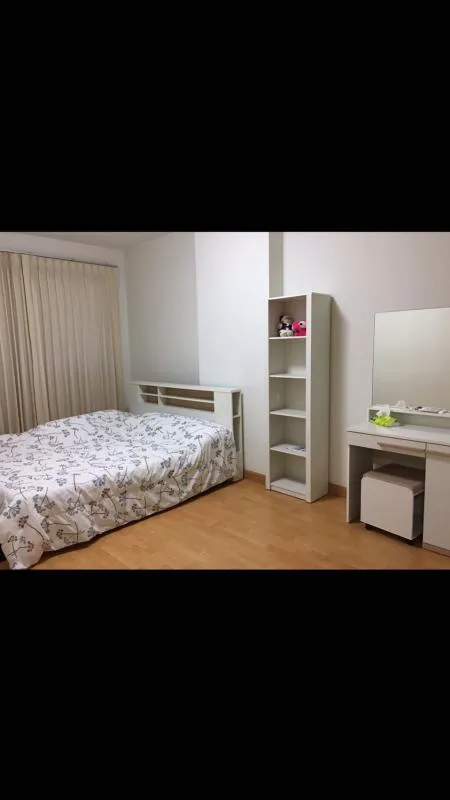 Urgent for rent !! Supalai Premier Place Condo Asoke, large room, appliances with complete furniture, book now !!
