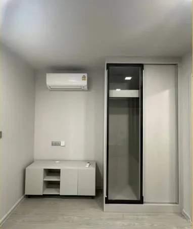 For rent Atmoz Oasis Onnut ห้องกั้นแยกชัดเจน แบ่งโซนลงตัว รีบมาจับจองเลย อย่าพลาดเด็ดขาด