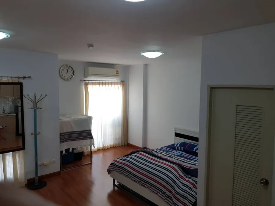 Condo for rent, Chateau in Town Ratchada 13, Studio room, 7th floor, Building 1, fully furnished, ready to move in immediately, hurry!!