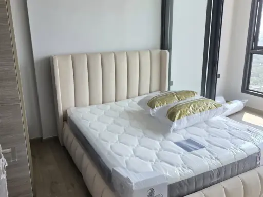 ให้เช่า The Crest park residences ชั้น 28 Park view มีห้องทำงานส่วนตัวแยก พื้นที่เยอะ ต้องจอง