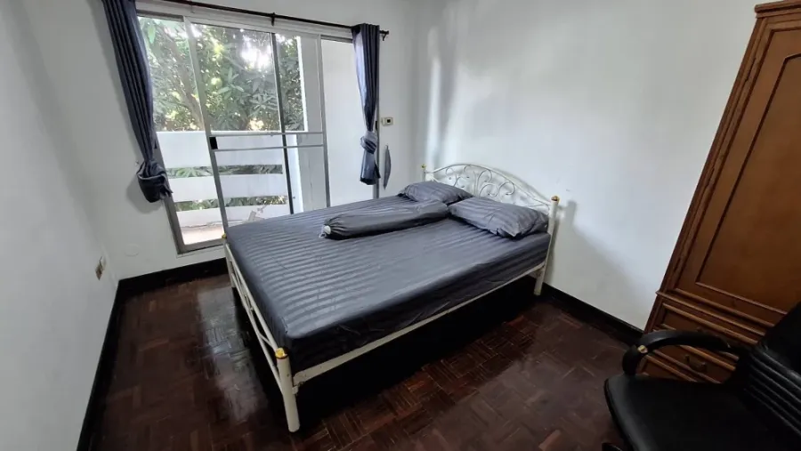 For rent: Baan Suan Thon PhutthaBucha 47, 2nd floor. Spacious living area, fully furnished. Just bring your bags and move in!