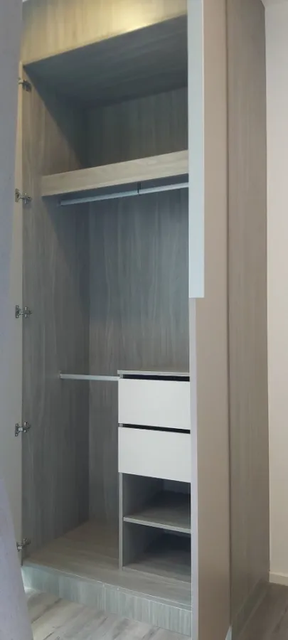 For rent, Brown Condo Ratchada 32, pool view, has a washing machine. Can't miss it
