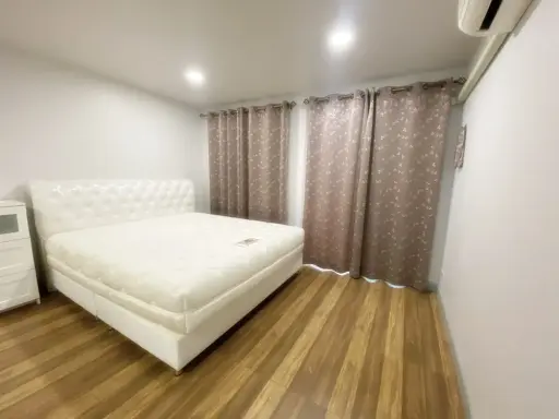 For rent!! Condo Regent Home 7 Sukhumvit 5th floor, beautiful room, good location, convenient transportation, don't miss it!!