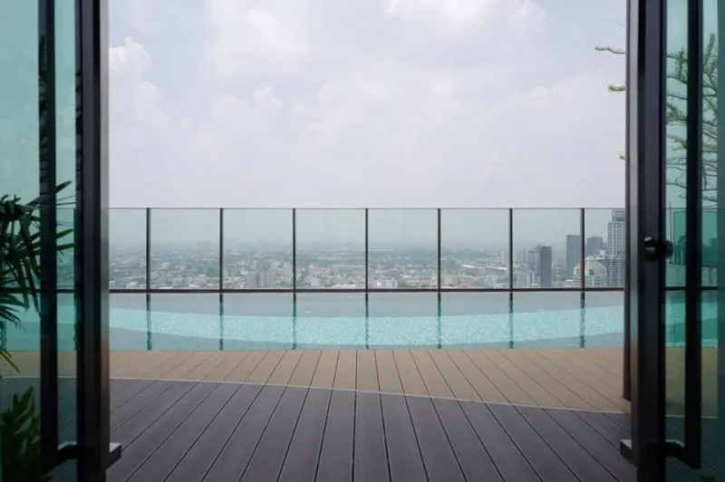 Condo for rent at Rhythm Sukhumvit 42, beautiful room, fully furnished, beautiful view, urgent booking