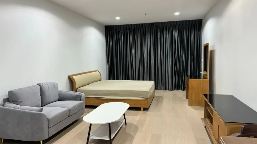 ให้เช่า เดอะ แพลทตินัม ห้อง STUDIO กว้างขวาง เดินทางสะดวกสบาย เข้าอยู่ได้เลย จองด่วนๆ