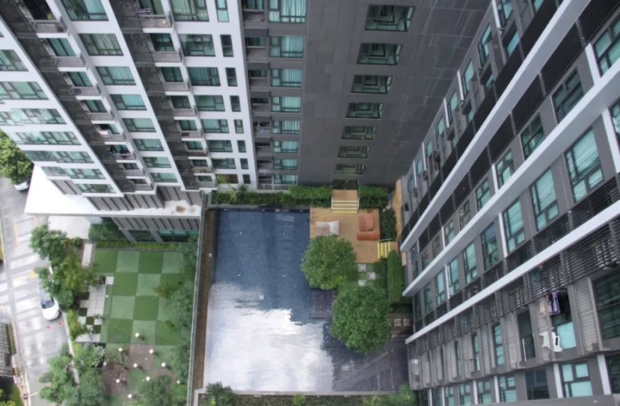 ขาย ให้เช่า!! คอนโด ริทึ่ม สุขุมวิท 36-38 ชั้น 20 ห้องมุม เฟอร์นิเจอร์ครบครัน หิ้วกระเป๋าเข้าอยู่ได้ทันที จองเลย!!