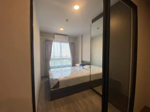 Condo for rent, Monte Rama 9, empty room, size 27 sq m., 8th floor, view of the football field, clear, windy, do not miss