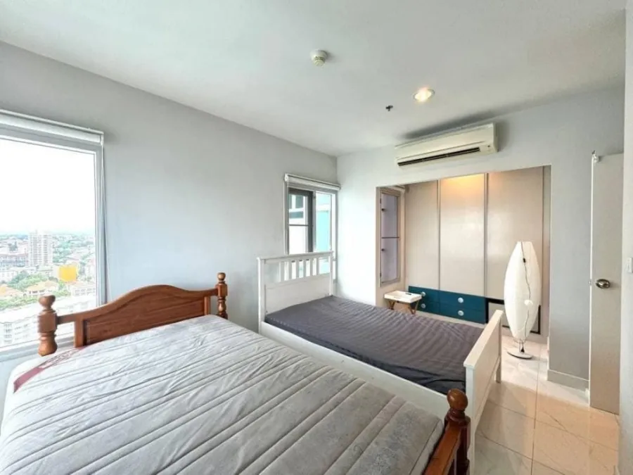 For rent, Centric Sea (Pattaya Central), 23rd floor, very high, stunning sea view, fully decorated, ready to move in.