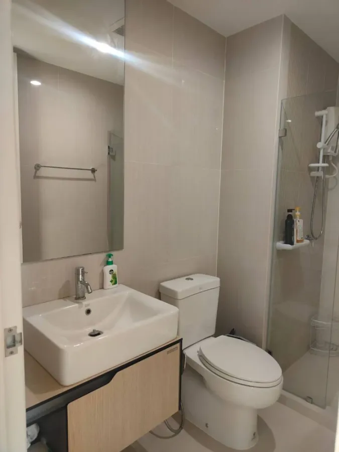 For rent: The Parkland Phetkasem-Thapra, corner unit, fully furnished. Book now! (Hurry!)
