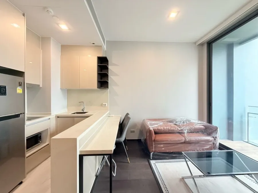 For rent!! Condo Laviq Sukhumvit 57, 8th floor, luxury condo, beautiful room, fully furnished, ready to move in, don't miss it!!