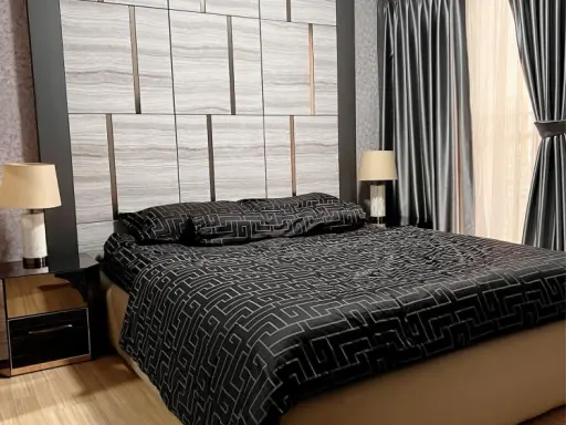 Plum Condo Chaengwattana for sale, Funiture Build in, super bang, the whole room, carry the bag, ready to move in, book now.
