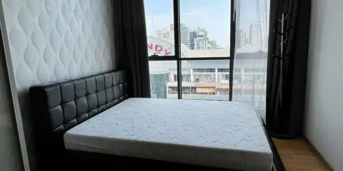 ขาย ให้เช่า Hyde Sukhumvit 13 ชั้น 17 เฟอร์นิเจอร์บิ้วอินทั้งห้อง ที่นอนน่านอนสุดๆ จองก่อนได้ก่อนจ้า