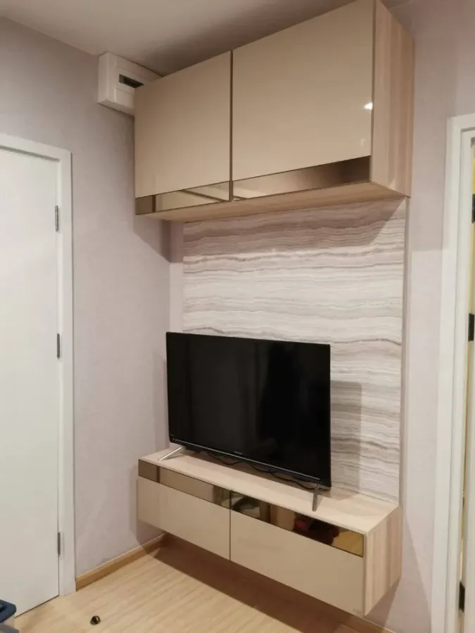 For sale or rent: Plum Condo Pinklao Station. Ready to move in, fully furnished, amazing price! Book now!