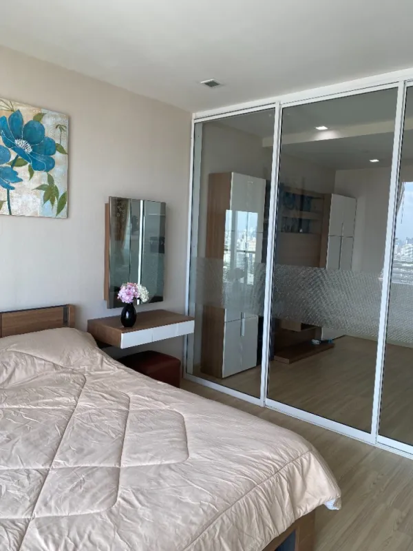 ให้เช่า สกายวอล์ค และ เวลซ์ เรสซิเดนซ์ ชั้น 41 City view ห้องแต่งครบ พร้อมอยู่ จองเลย อย่ารอช้า