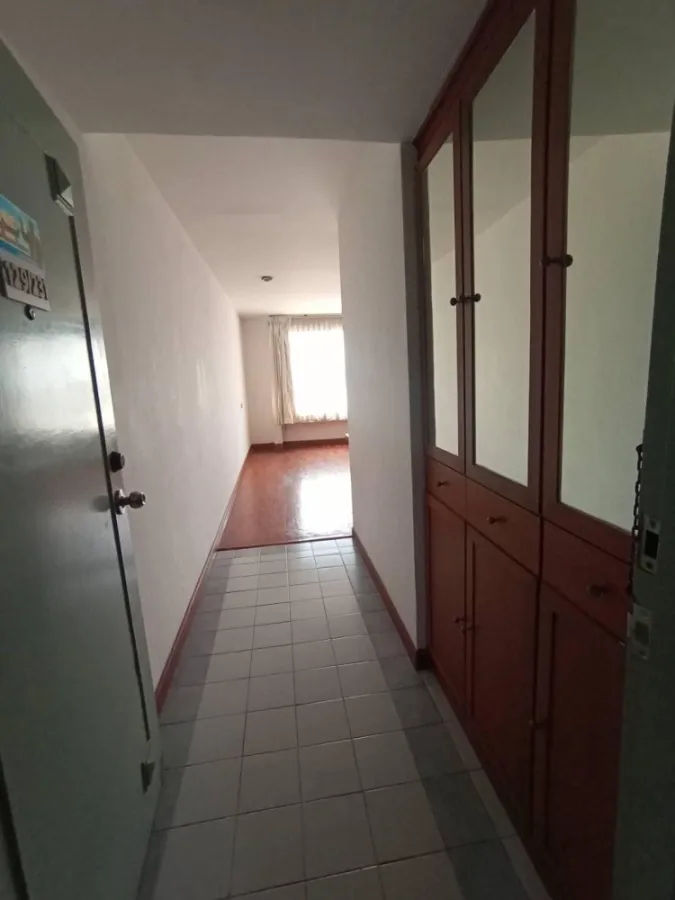 ขาย คอนโด รัชดา ออร์คิด 2 นอน ห้องตกแต่งโทนไม้ สไตล์ไทยเดิม สิ่งอำนวยความสะดวกครบ รีบซื้อเลยจ้า