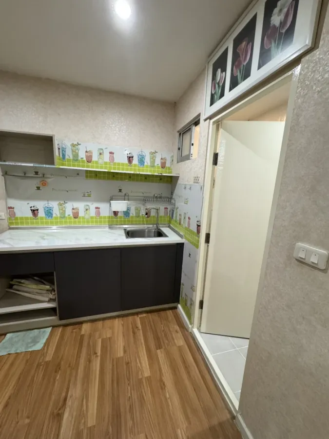 🏠🌃 For Sale: V Condo Lat Krabang 🏠🌃