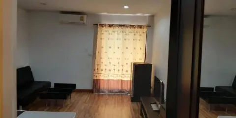 ให้เช่าคอนโด Regent Home 15 แจ้งวัฒนะ ชั้น 5 พร้อมเฟอร์ ลากกระเป๋ามาได้เลยจ้า