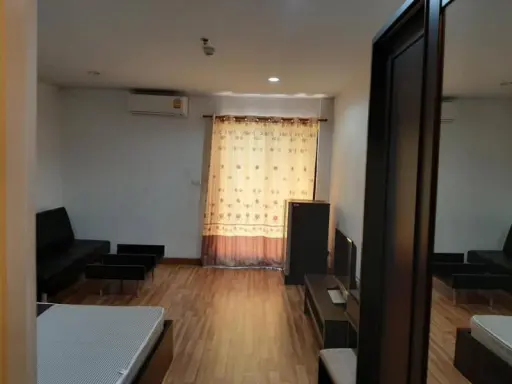ให้เช่าคอนโด Regent Home 15 แจ้งวัฒนะ ชั้น 5 พร้อมเฟอร์ ลากกระเป๋ามาได้เลยจ้า