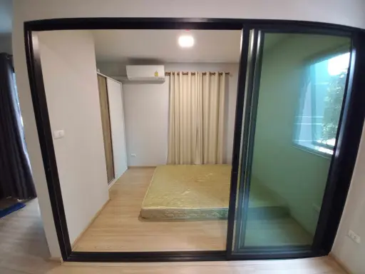 For rent, Plum Condo Mix Chaengwattana, complete facilities, very good price, just drag your bags.