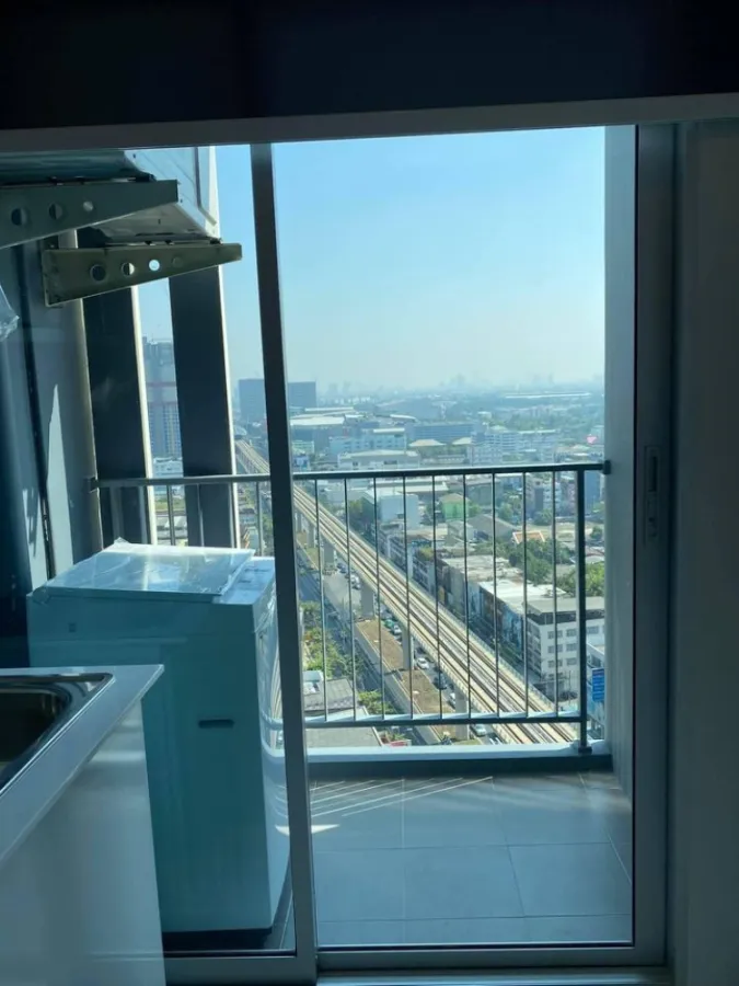 The Prodigy Phetkasem 62 for rent, high floor room, super view. Fully furnished and electrical appliances. Book now.