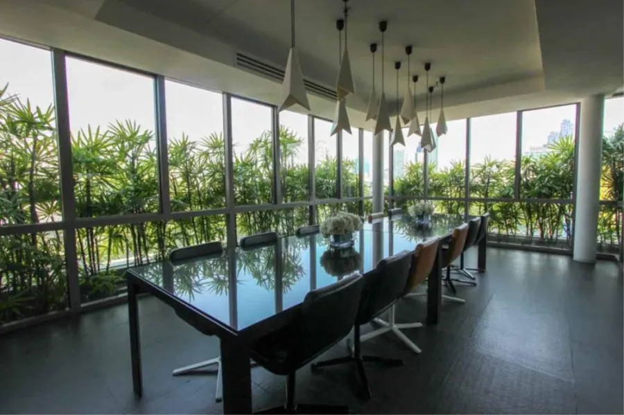 For rent, Aequa Sukhumvit 49, 18th floor, very spacious room, luxury condo, complete electrical appliances, hurry to book now.