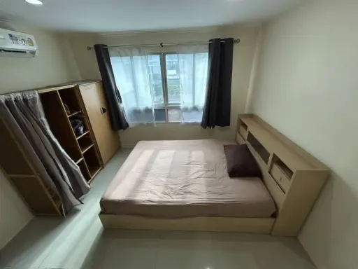 For rent: Lumpini Ville Cultural Center, 1 bedroom, 1 bathroom, fully furnished. Grab it now!