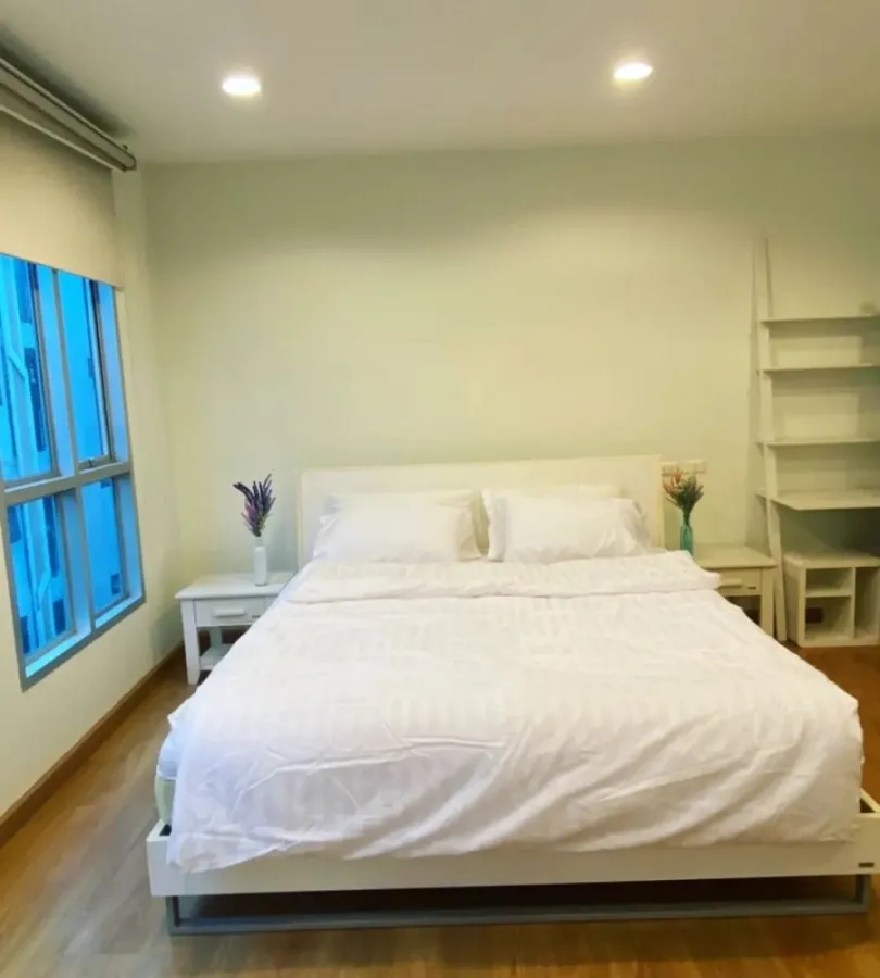 ให้เช่า คอนโด ดิ แอดเดรส สุขุมวิท 42 ห้องพร้อมอยู่ เฟอร์ครบ เดินทางสะดวก ใกล้รถไฟฟ้า จองเลย