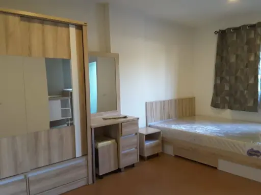 For rent Lumpini town Township Rangsit Khlong 1 Phase 1 Building B with big wardrobe Put on the most satisfying items. Book now.