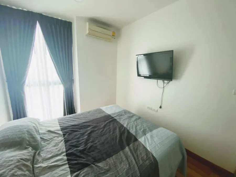 Condo for rent, Ideo Ratchada-Huay Kwang, fully furnished. Next to Huai Khwang MRT Station, don't miss it!!