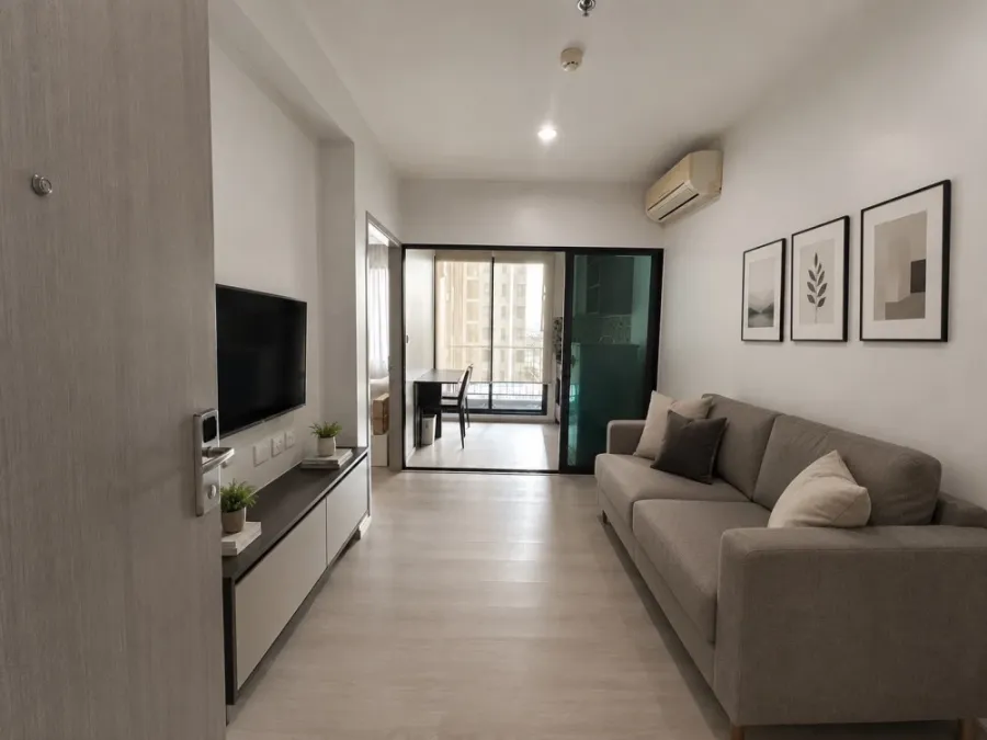 Selling The Gallery Bearing, 8th floor. Open view, good ventilation, fully furnished, ready to move in. Book now!