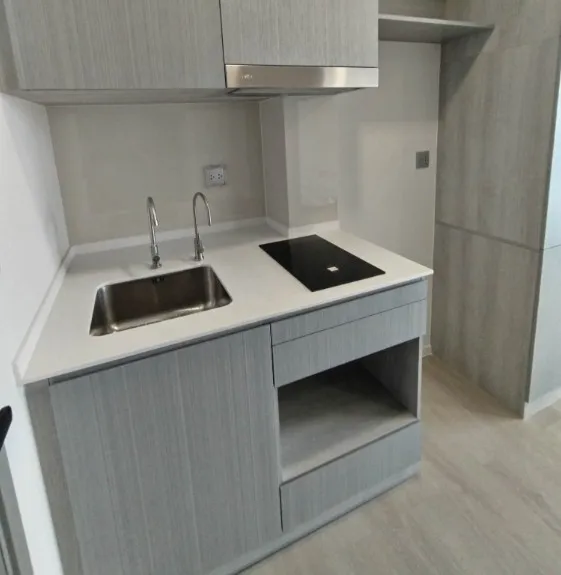 For rent, Modiz Lawn Rangsit, 14th floor, high floor, good view, new room, very nice, hurry to book before it's out of hand.
