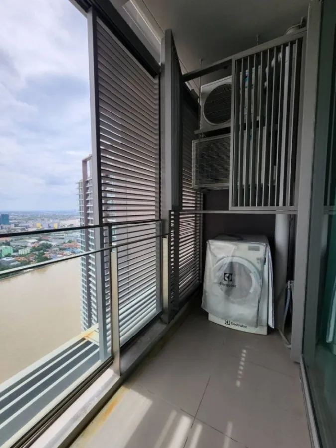 For rent 333 RIVERSIDE ชั้นสูง วิวแม่น้ำเจ้าพระยา 180 องศา พร้อมเฟอร์และเครื่องใช้ไฟฟ้าครบ จองเลยจ้า