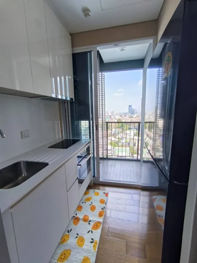 For sale, for rent, The Saint Residences, 15th floor, fully furnished room, move in with your bags immediately, reserve now, hurry!
