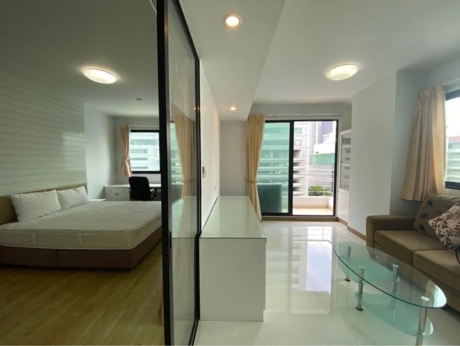 Condo for rent, Supalai Premier Place Asoke, 1 bedroom, large size, ready to move in, near the university, don't wait!
