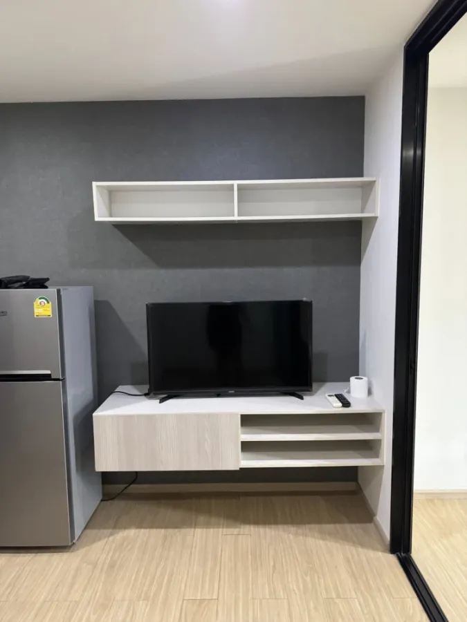 For sale: Wynn Condo Phaholyothin 52, 1 bedroom, 1 bathroom, fully furnished, building view, reserve now.
