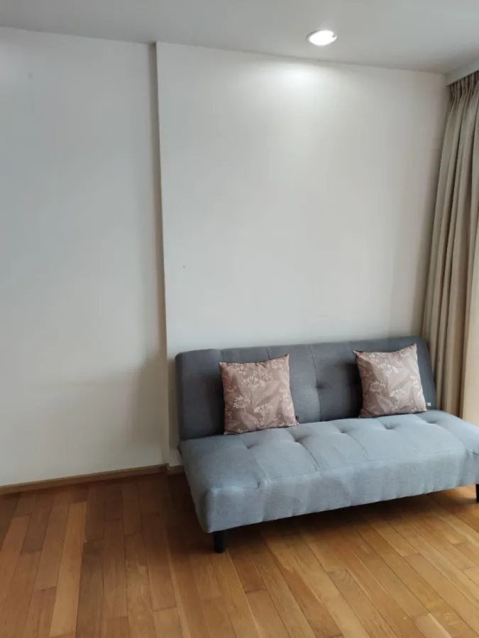 For rent Abstracts Phahonyothin Park, spacious room, 5th floor, good furniture. This must be reserved quickly.