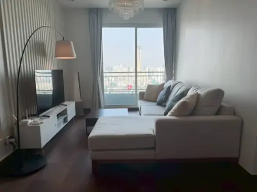Circle Condominium for sale. Nice unit, fully furnished + complete appliances. Book now!
