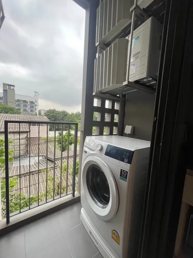 For sale: Chambers On-nut Station, 3rd floor, nice room, fully furnished, reserve now!