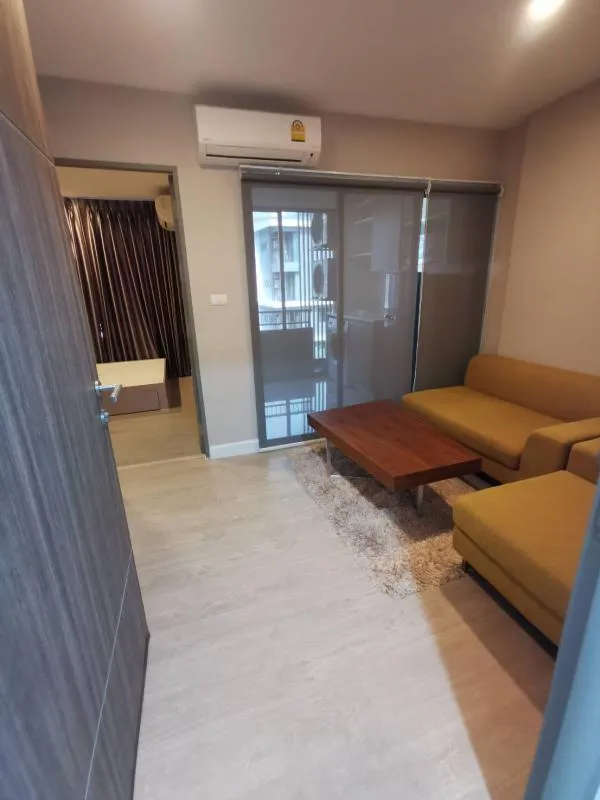 **ให้เช่าคอนโด Metro Luxe Ratchada (เมโทรลักซ์ รัชดา)**คอนโดใหม่ พร้อมอยู่ ราคาน่ารัก