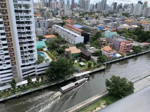 For rent, The Base Phetchaburi-Thonglor, 1 bedroom, 1 bathroom, fully furnished with Index furniture. Hurry up to reserve.
