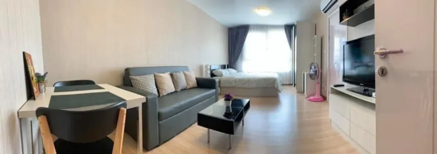 For rent, Plum Condo Phahon Yothin 89, beautiful room, very overpriced. Very nice decoration If interested, hurry up to reserve before it's gone.
