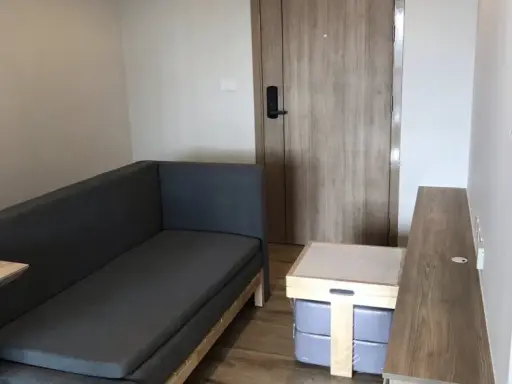For sale: The Excel Hideaway Sukhumvit 71, Building B, 8th floor. Convenient for traveling, easy to find food. Interested, book now.
