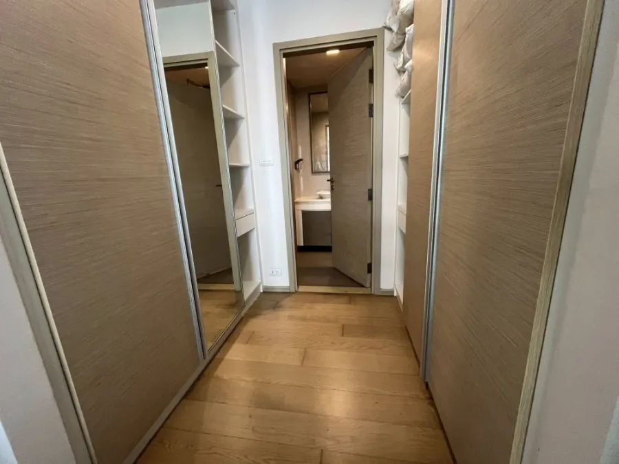 For sale or rent: Liv@49, 4th floor unit, 45 sq m. Spacious and comfortable living area. Book now!